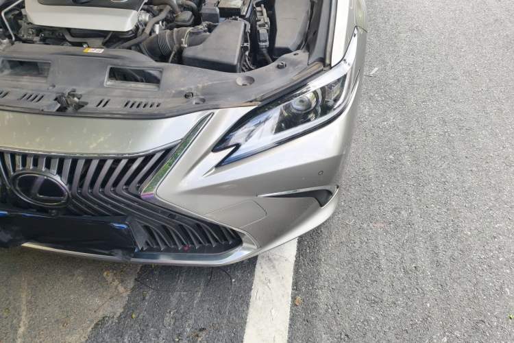 Used Lexus ES 2020 200 Excellence Edition Engine Bay Left