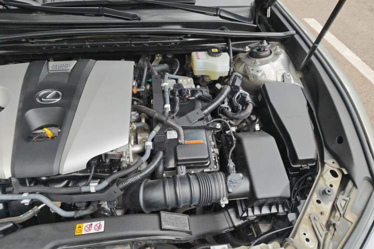 Used Lexus ES  Engine Bay Left