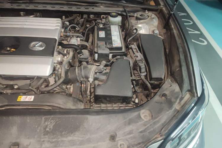 Used Lexus ES 2020 200 Excellence Edition Engine Bay Left
