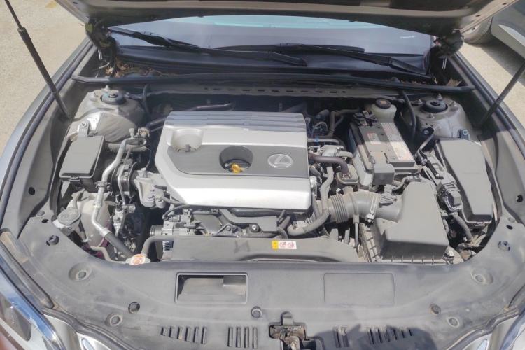 Used Lexus ES 2020 200 Excellence Edition Engine Bay