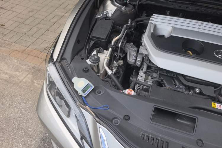 Used Lexus ES 2020 200 Excellence Edition Engine Bay Right