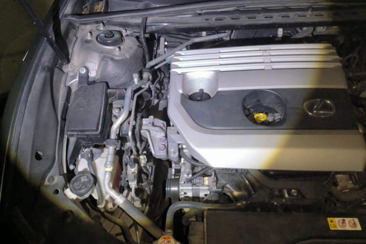 Used Lexus ES 2020 200 Excellence Edition Engine Bay Right