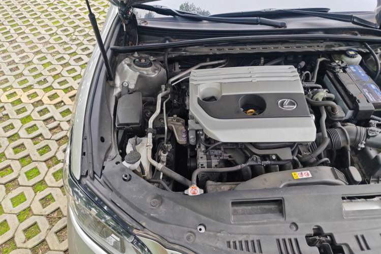 Used Lexus ES 2020 200 Excellence Edition Engine Bay Right