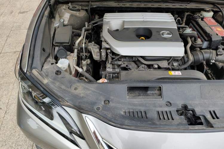 Used Lexus ES 2020 200 Excellence Edition Engine Bay Right
