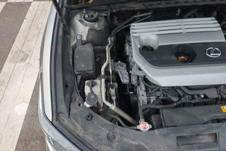 Used Lexus ES 2020 200 Excellence Edition Engine Bay Right