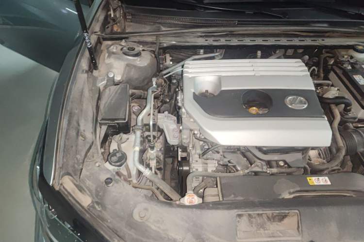 Used Lexus ES 2020 200 Excellence Edition Engine Bay Right