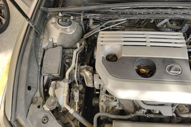 Used Lexus ES 2020 200 Excellence Edition Engine Bay Right