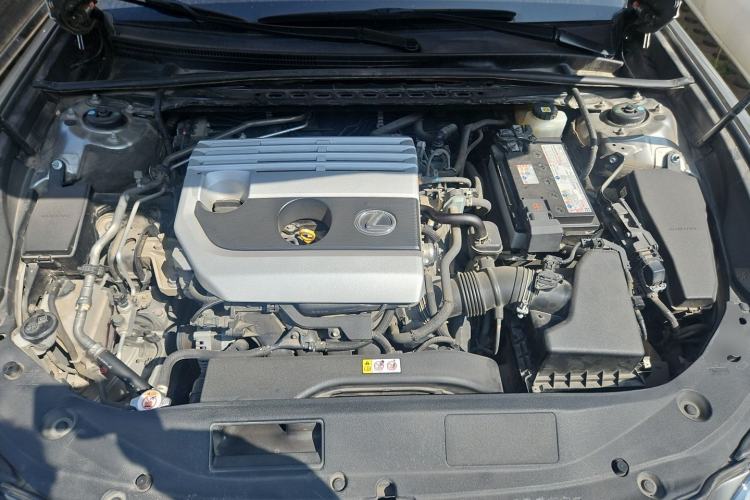 Used Lexus ES 2020 200 Excellence Edition Engine Bay