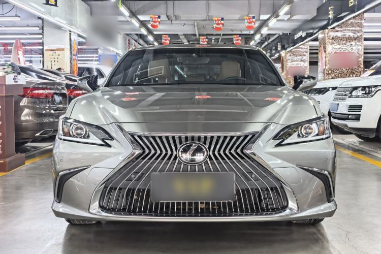 Used Lexus ES 2020 200 Excellence Edition Exterior 1