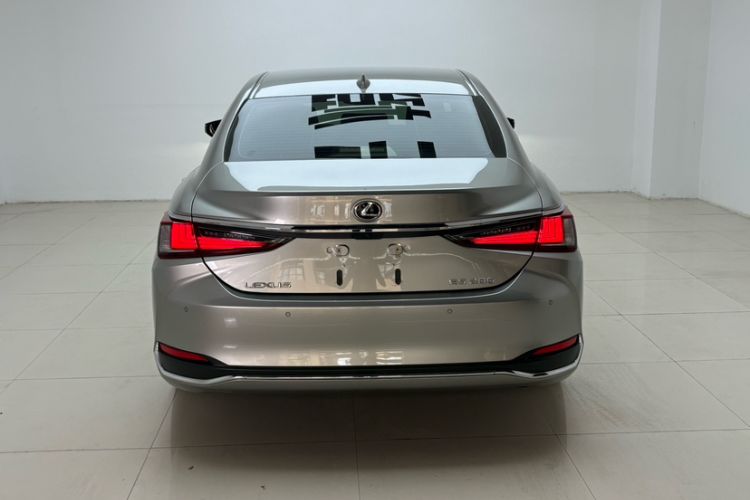 Used Lexus ES 2020 200 Excellence Edition Exterior 1