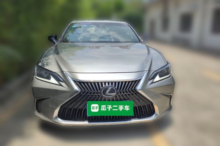 Used Lexus ES 2020 200 Excellence Edition Exterior 1