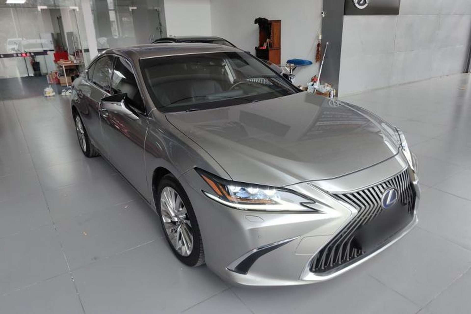 Used Lexus ES 2020 300h Executive Edition Exterior 1