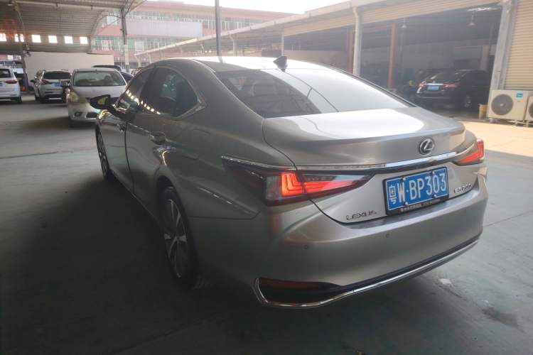 Used Lexus ES 2020 200 Excellence Edition Exterior 2