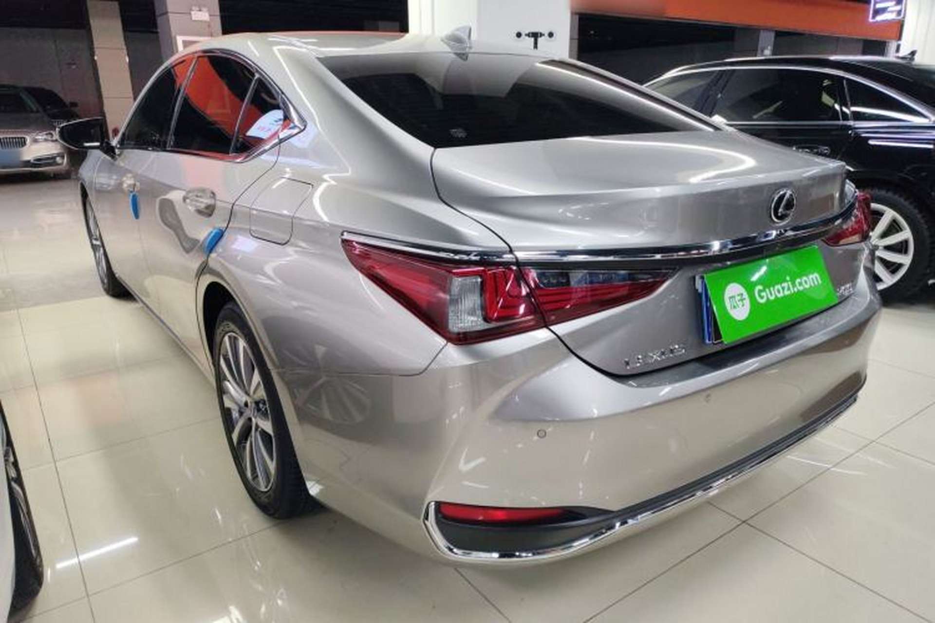 Used Lexus ES 2020 200 Excellence Edition Exterior 3