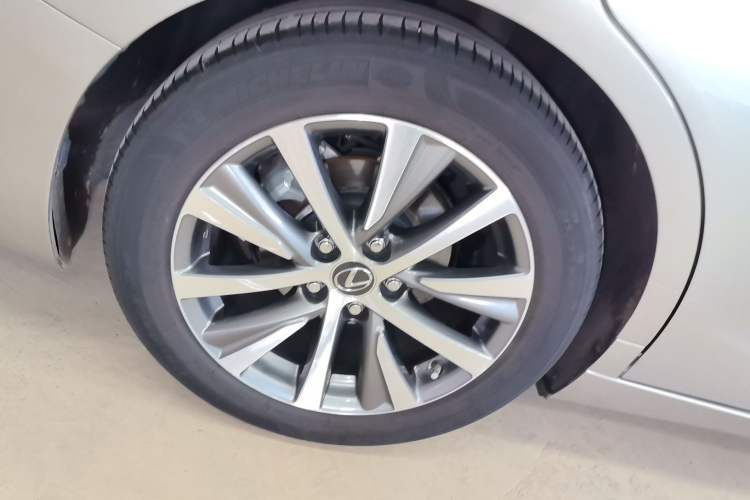 Used Lexus ES 2020 200 Excellence Edition Exterior 3