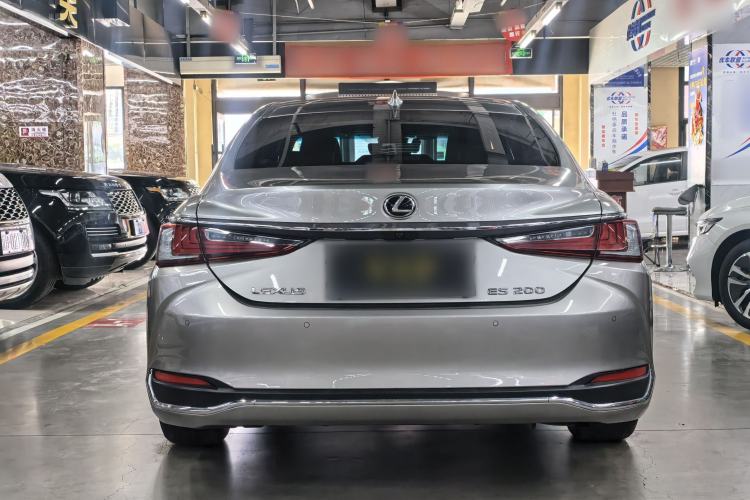 Used Lexus ES 2020 200 Excellence Edition Exterior 4