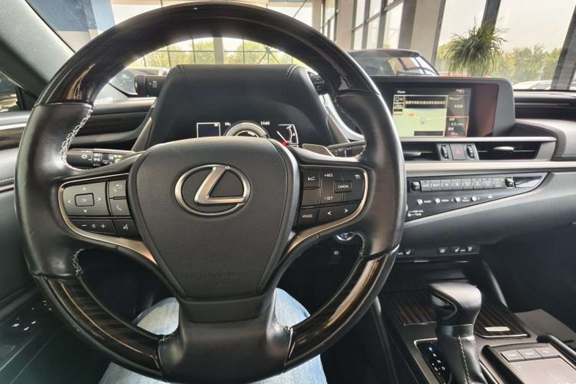 Used Lexus ES 2020 300h Premium Edition Exterior 5