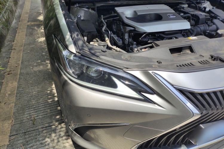 Used Lexus ES 2020 200 Excellence Edition Exterior 6