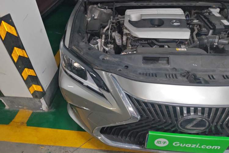 Used Lexus ES 2020 200 Excellence Edition Exterior 6