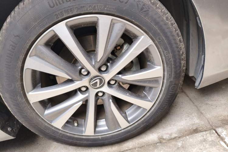 Used Lexus ES 2020 300h Premier Edition Exterior 7