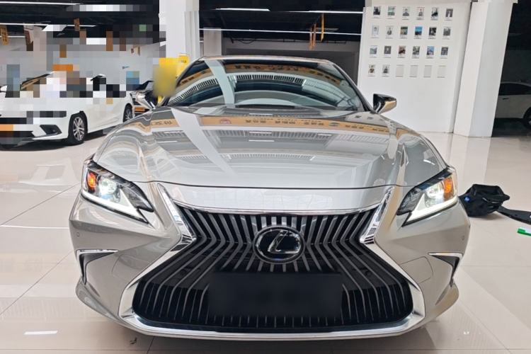 Used Lexus ES 2020 200 Excellence Edition Front