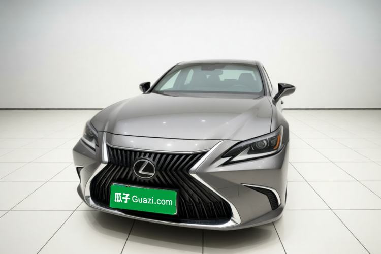 Used Lexus ES 2020 200 Excellence Edition Front