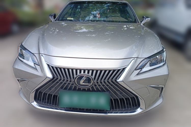 Used Lexus ES 2020 200 Excellence Edition Front