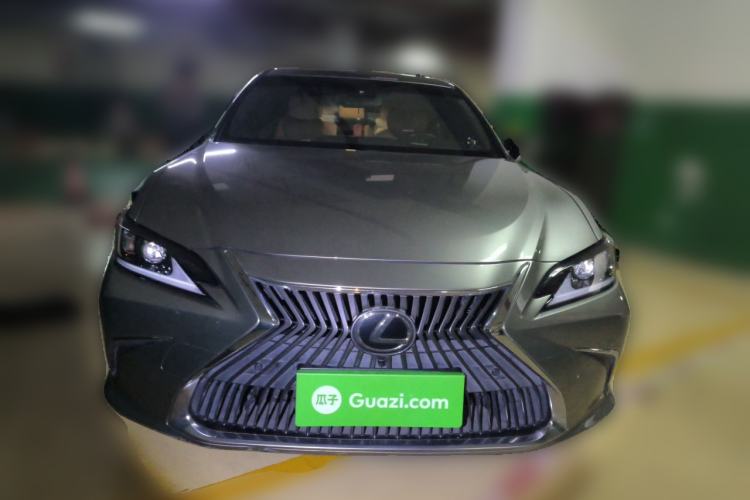 Used Lexus ES 2020 200 Excellence Edition Front