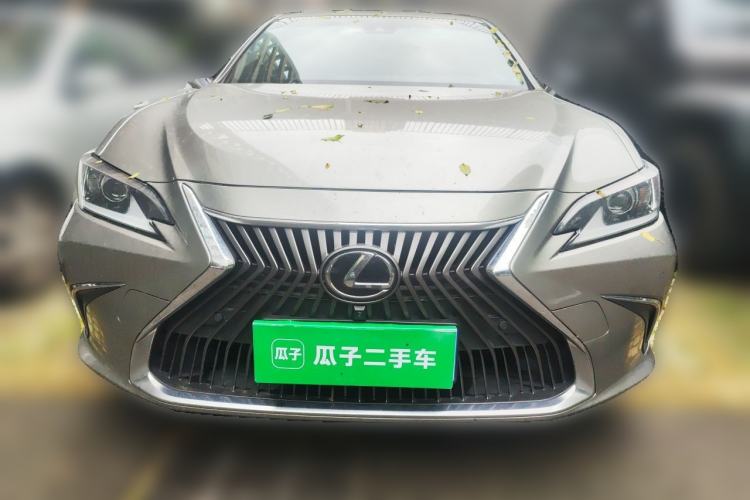 Used Lexus ES 2020 200 Excellence Edition Front
