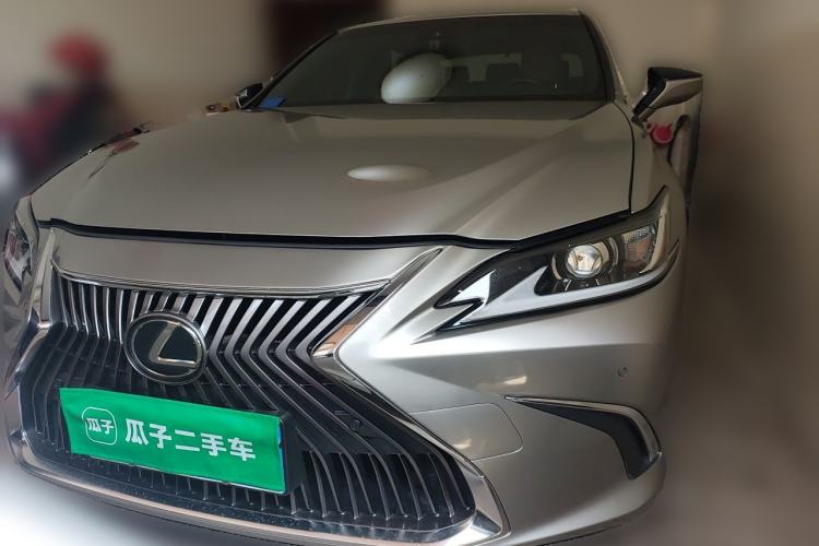 Used Lexus ES 2020 200 Excellence Edition Front