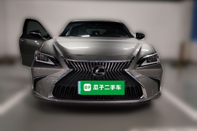 Used Lexus ES 2020 200 Excellence Edition Front