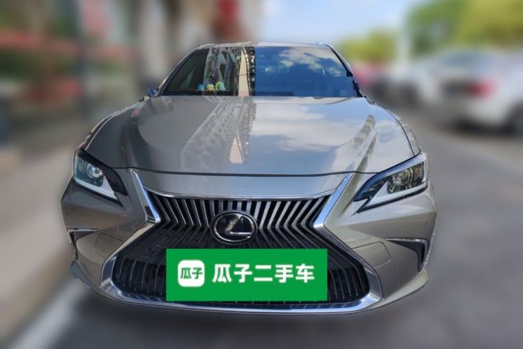 Used Lexus ES 2020 200 Excellence Edition Front