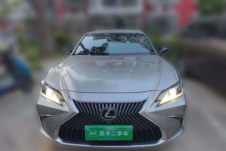 Used Lexus ES 2020 200 Excellence Edition Front