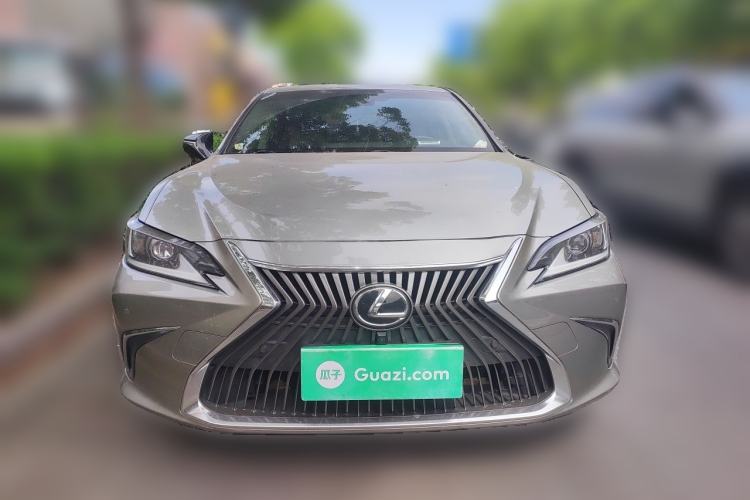 Used Lexus ES 2020 200 Excellence Edition Front