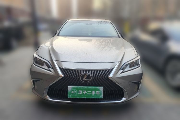 Used Lexus ES 2020 200 Excellence Edition Front