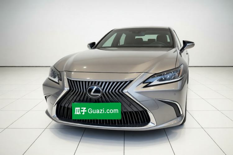 Used Lexus ES 2020 200 Excellence Edition Front