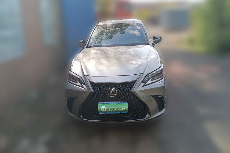 Used Lexus ES 2020 260 F SPORT Front