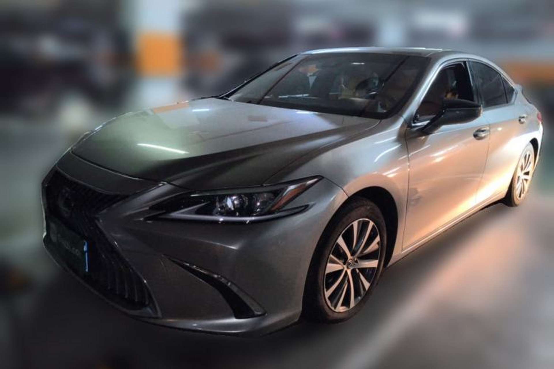 Used Lexus ES 2020 200 Excellence Edition Front Left 45 Deg