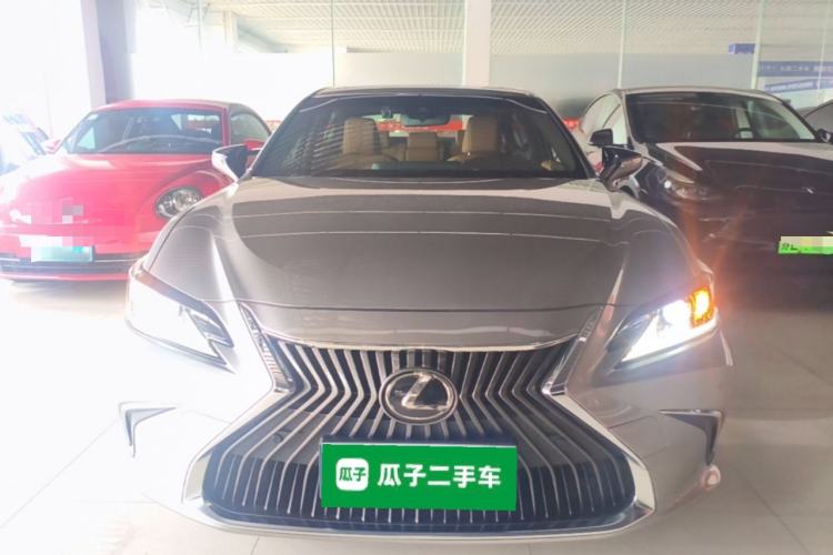 Used Lexus ES 2020 200 Excellence Edition Front