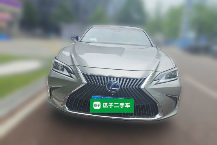 Used Lexus ES  Front