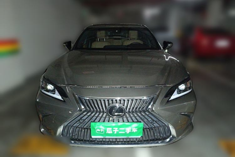Used Lexus ES 2020 200 Excellence Edition Front