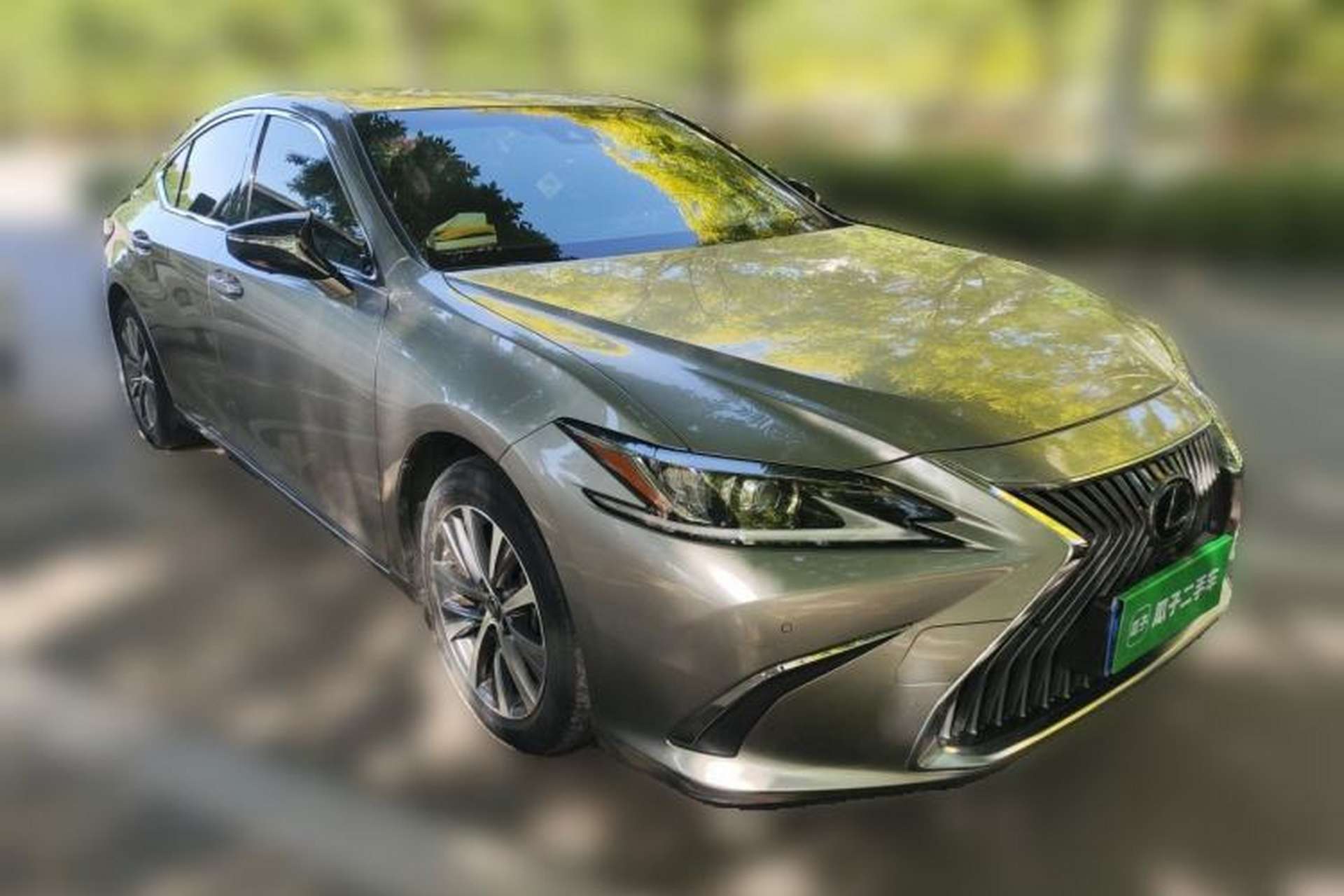 Used Lexus ES 2020 200 Excellence Edition Front Right 45 Deg