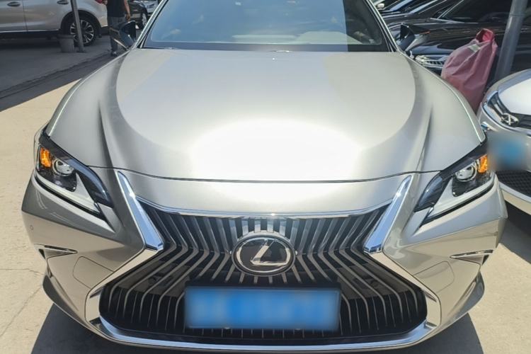 Used Lexus ES 2020 200 Excellence Edition Front