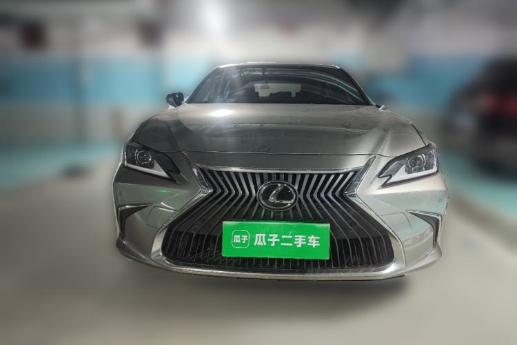 Used Lexus ES 2020 200 Excellence Edition Front
