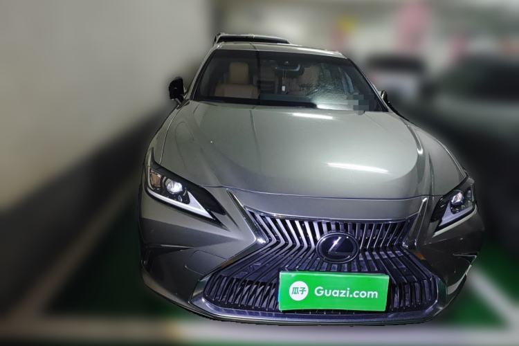 Used Lexus ES 2020 260 Excellence Edition Front