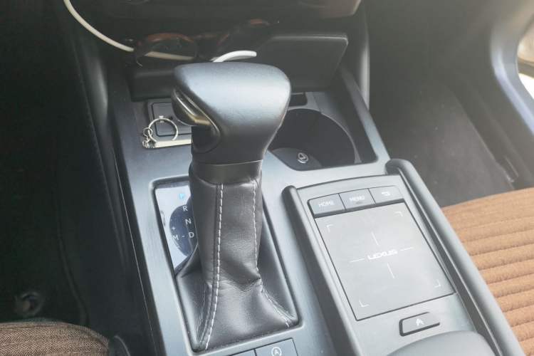 Used Lexus ES 2020 200 Excellence Edition Gear Lever