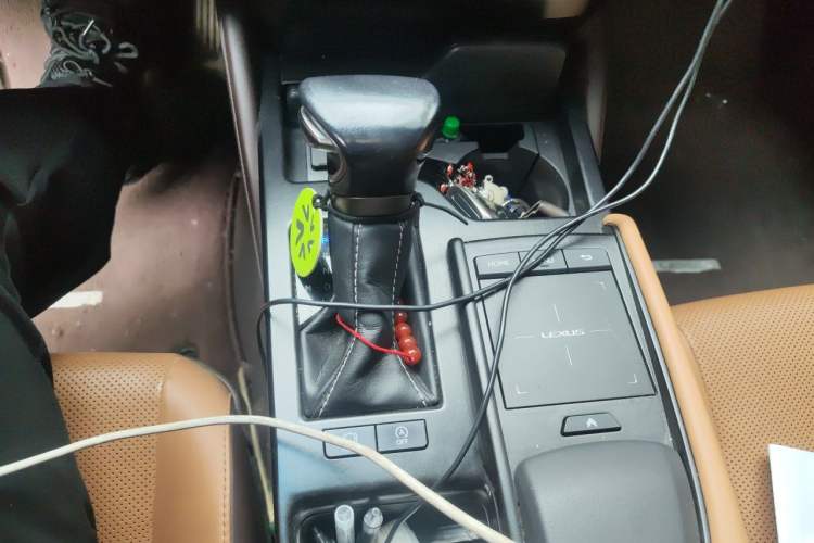 Used Lexus ES 2020 200 Excellence Edition Gear Lever