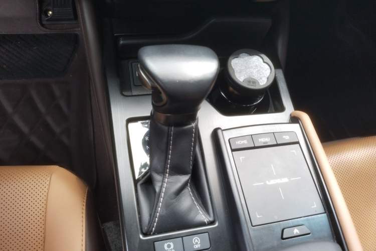 Used Lexus ES 2020 200 Excellence Edition Gear Lever