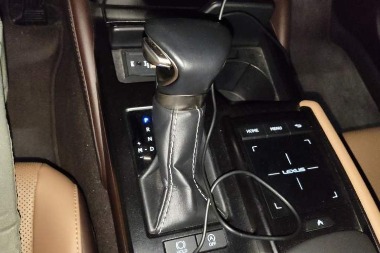Used Lexus ES 2020 200 Excellence Edition Gear Lever