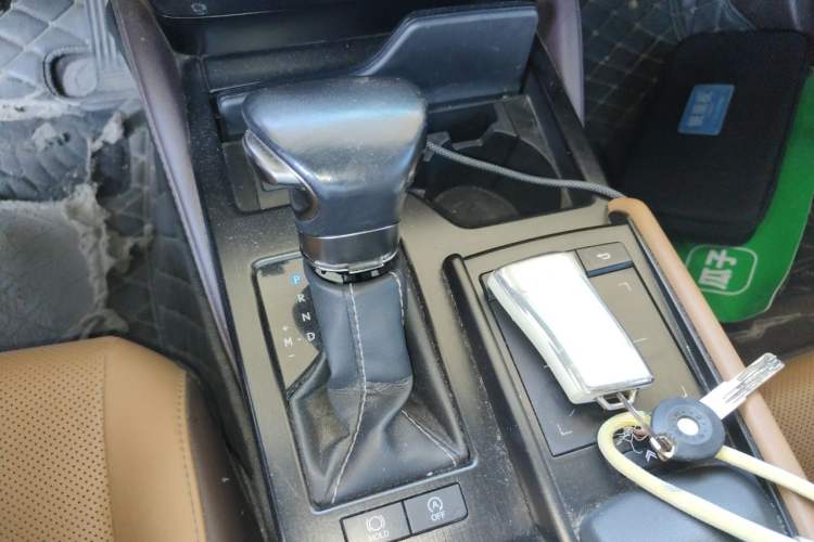 Used Lexus ES 2020 200 Excellence Edition Gear Lever